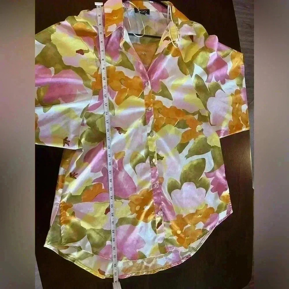 GiGio Floral Dolman sleeve button down top Blouse Size Large - Picture 7 of 9